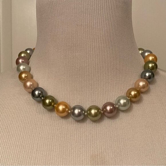 KJL KENNETH JAY LANE NECKLACE PASTEL MULTI COLOR BLUE PINK LARGE FAUX PEARL 18” - Picture 1 of 6